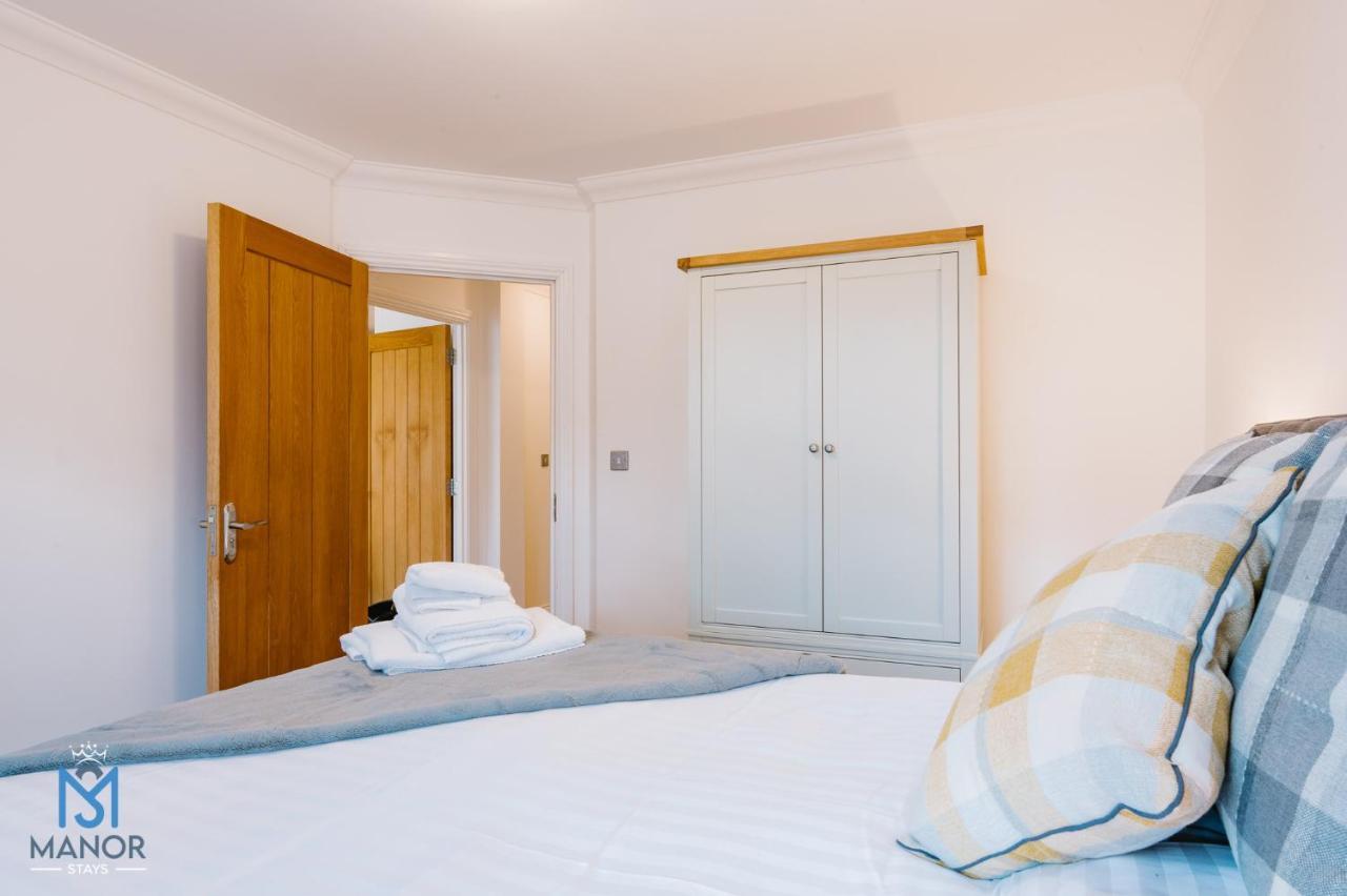 05Th Residence Of Lord Avenue Sleeps Five People Northampton Exterior foto