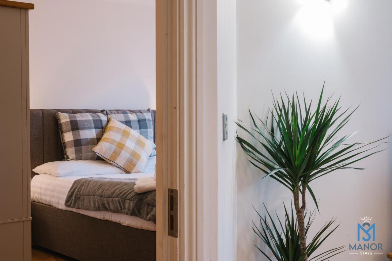 05Th Residence Of Lord Avenue Sleeps Five People Northampton Exterior foto